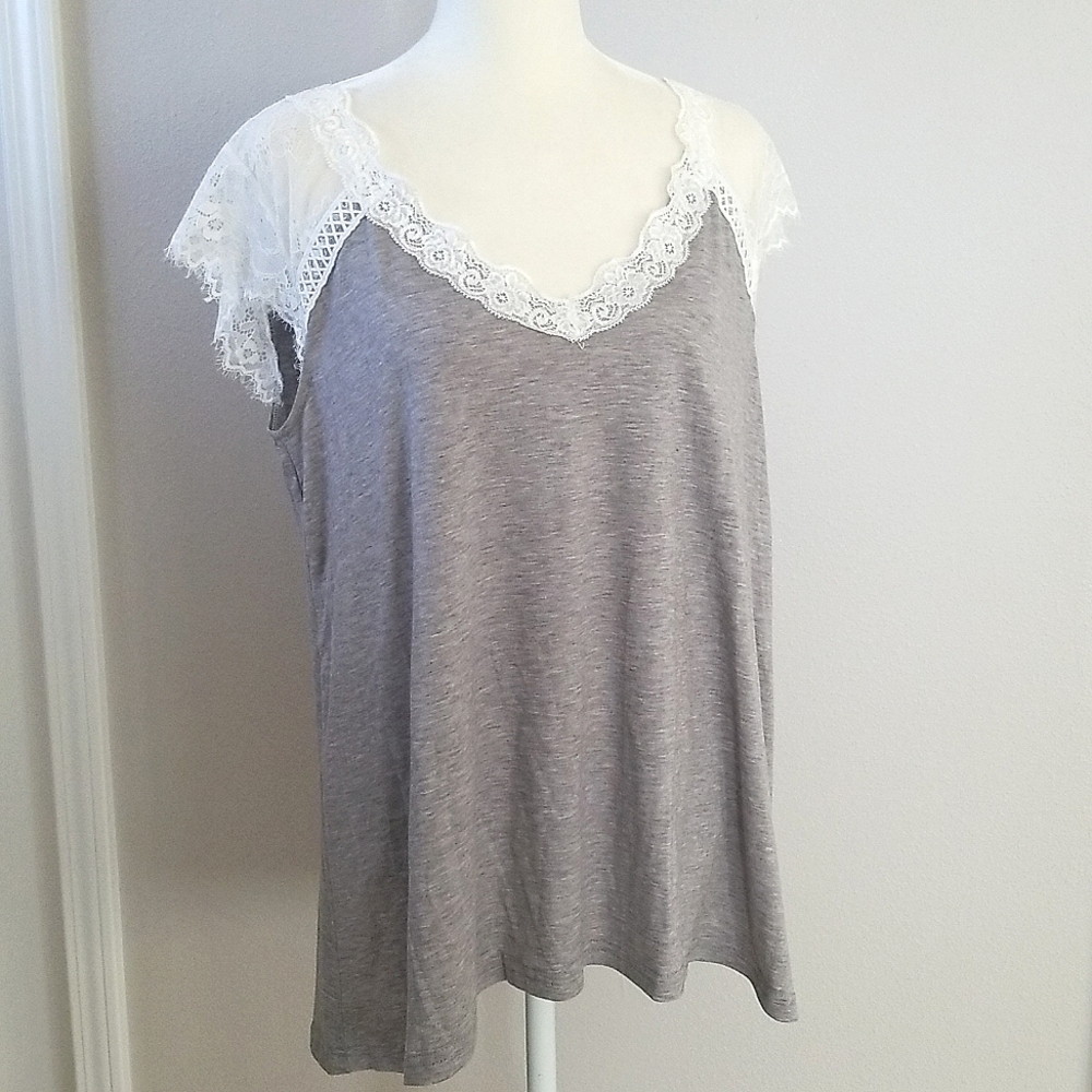 SHEIN V Neck Lace Panel Tshirt (M)